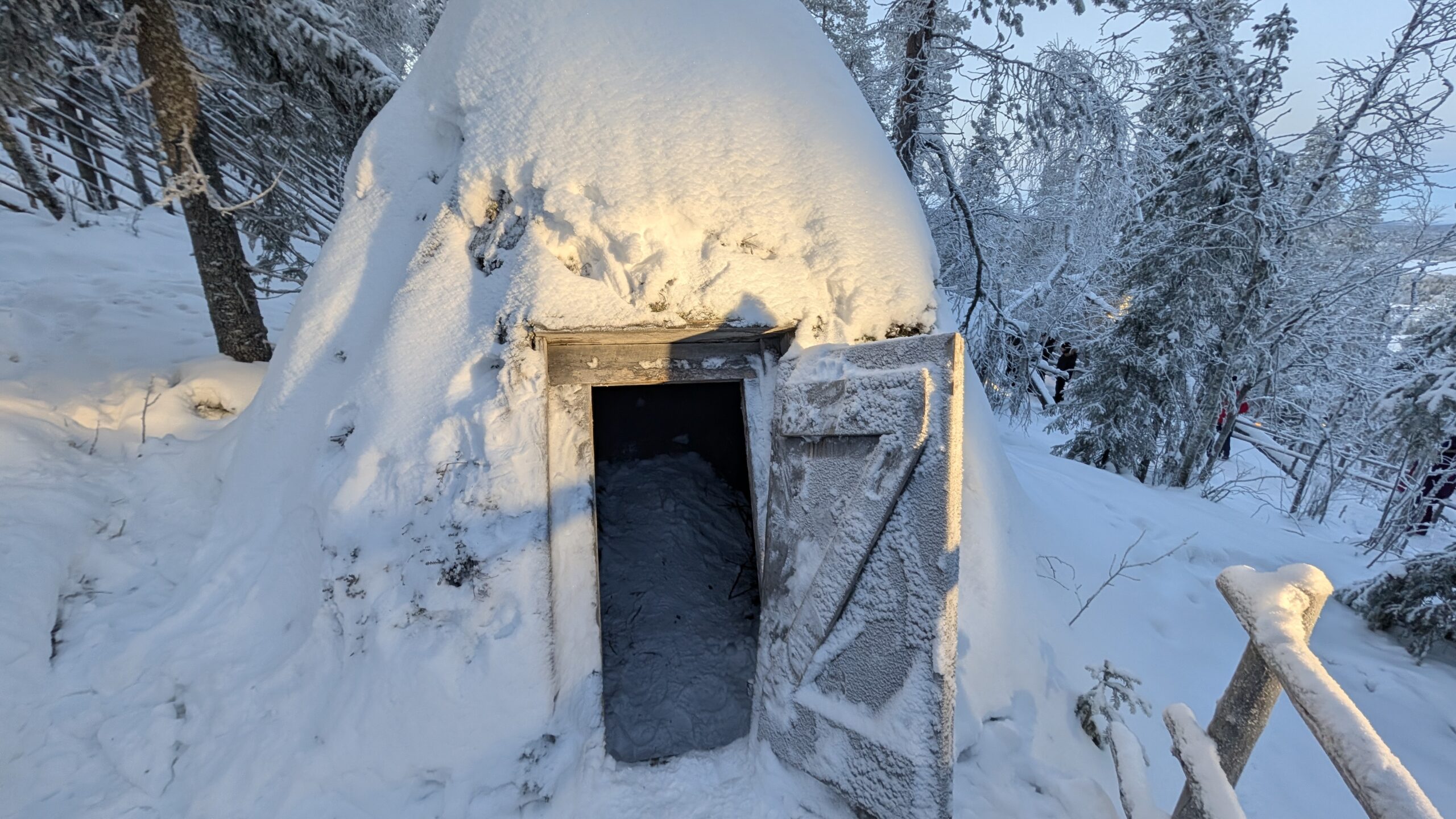 PXL_20251204_113141210